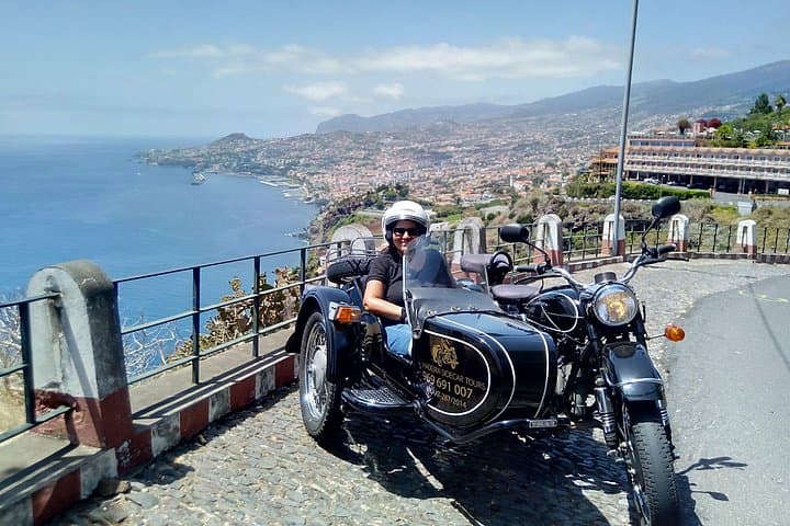 Funchal Old Town & Christ the Redeemer Tour – East Coast Views