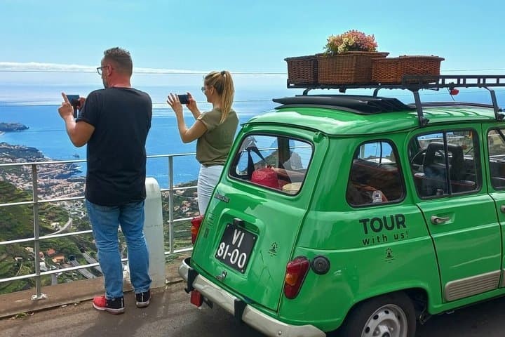 Madeira Tour (3h) with Regional Flavours