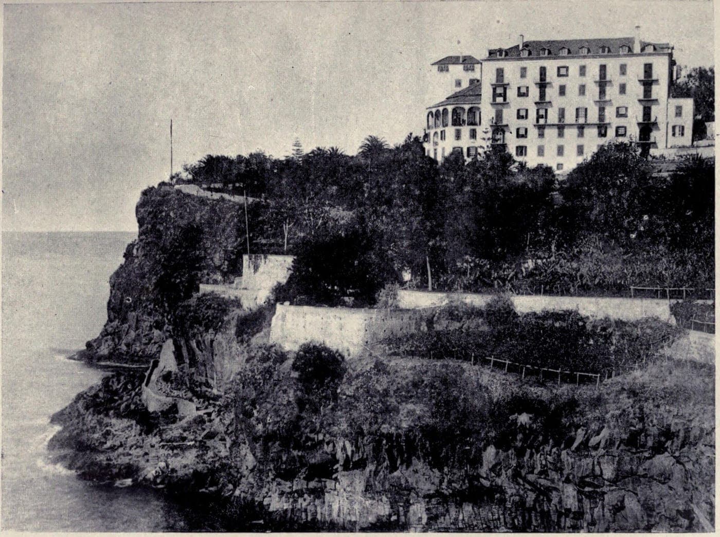 „The New Palace Hotel”, pierwsza nazwa Reid's, 1909