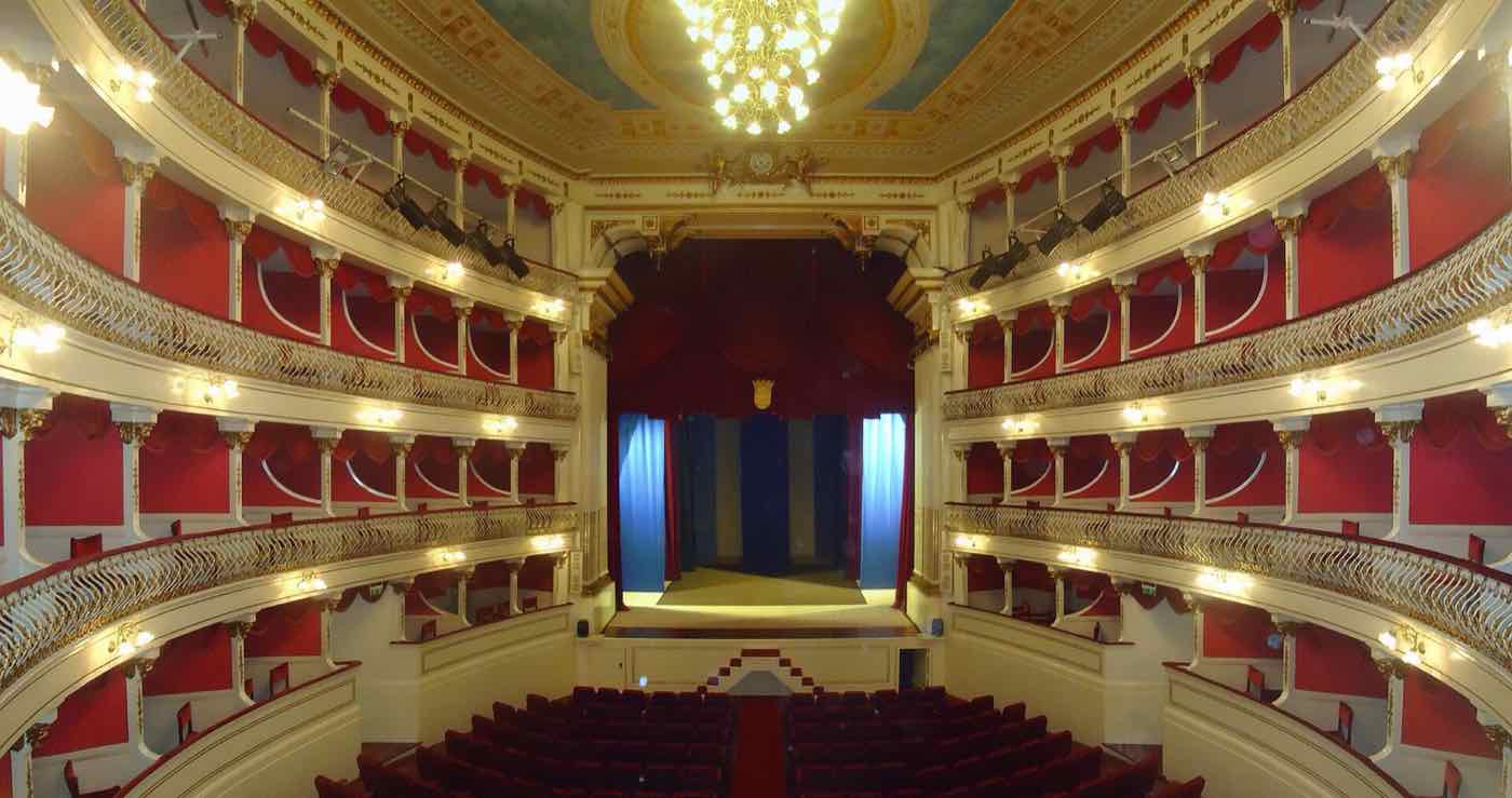 Teatro Municipal Baltazar Dias